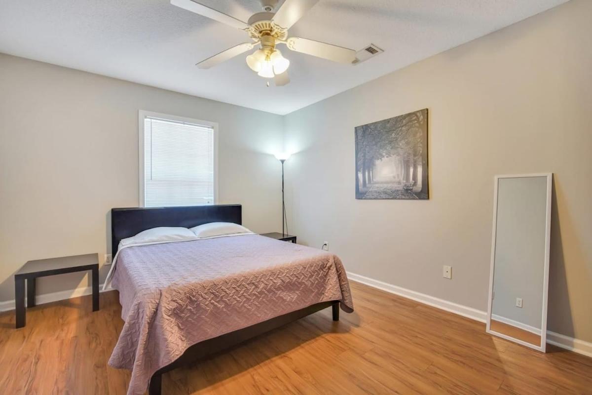 Charming Gray Home- 5 Mins From Gsu! Statesboro Bagian luar foto
