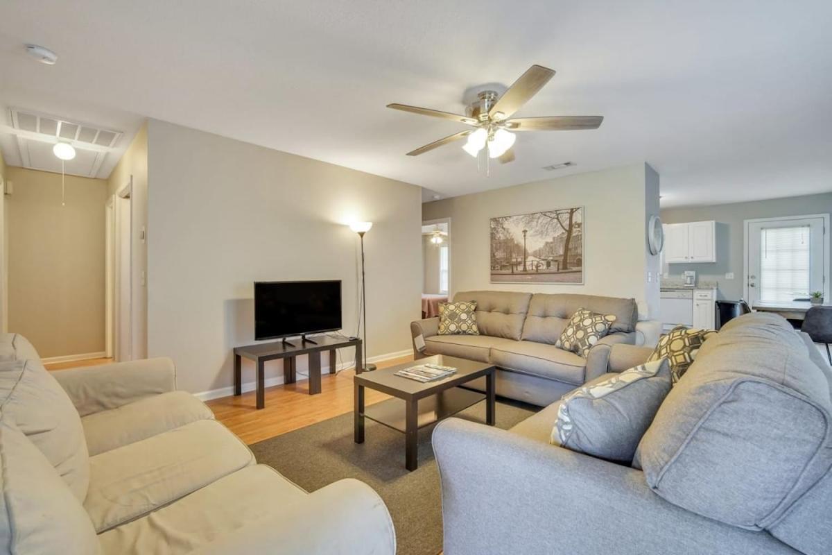 Charming Gray Home- 5 Mins From Gsu! Statesboro Bagian luar foto