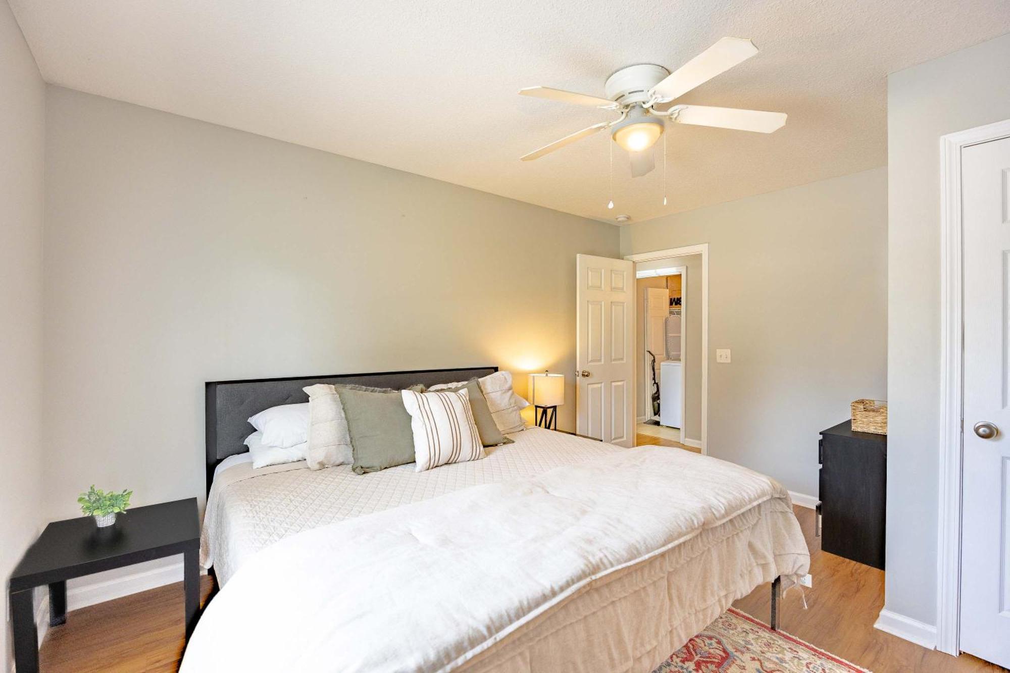 Charming Gray Home- 5 Mins From Gsu! Statesboro Bagian luar foto
